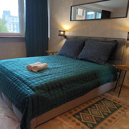 Green Apartament W Centrum وارسو المظهر الخارجي الصورة